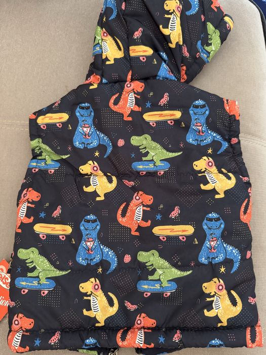 Ново детско елече с етикет 6-18 месеца