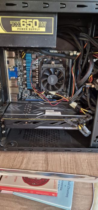 Vând pc stare foarte bună