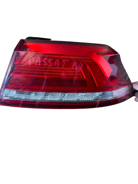 Lampa Spate / Stop Dreapta Aripa Volkswagen Passat B8 Berlina 2014 - >