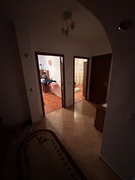 Apartament 3 camere, 95 mp, 1 mai, pret in €