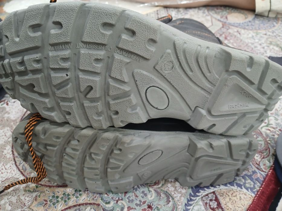 Обувь специальная