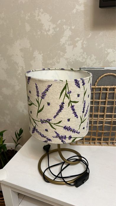 Светильник настольный