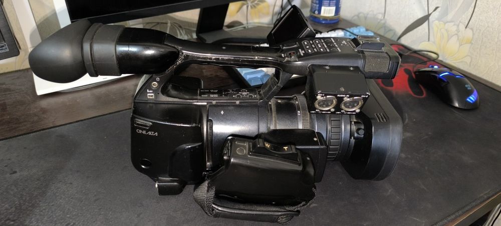 продаётся в/кам Sony NX1