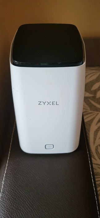 Zyxel 5G NR5103E 5G Wi-Fi Mesh  Router  deosebit liber de retea