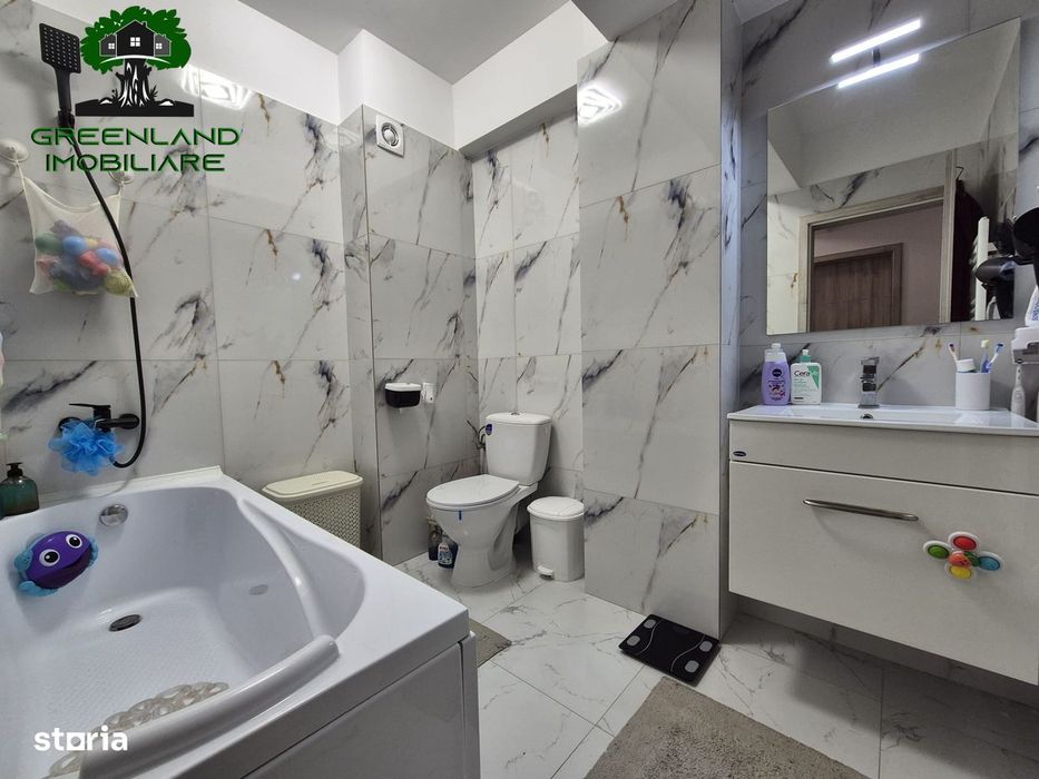 Apartament 2 camere, DECOMANDAT, ETAJ 2/3, BLOC NOU, Capat Cug