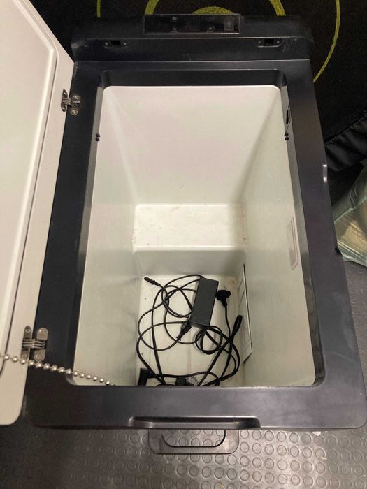 Автомобилен хладилник с компресор Smart Cooler 75L (75 литра), 12/24V, с LCD дисплей и Bluetooth