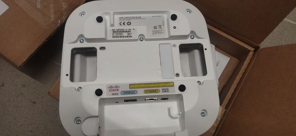 Точка доступа Cisco AIR-CAP3702I-E-K9
