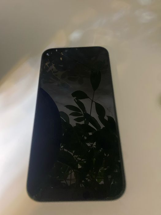 Iphone 13,акб 87% 128гб