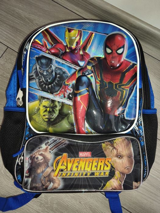 Раница за училище на MARVEL Advengars - Batman u Spiderman