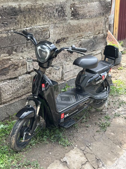 Продам скутер срочно