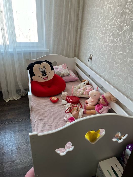 Продам шкаф,комод,кровать