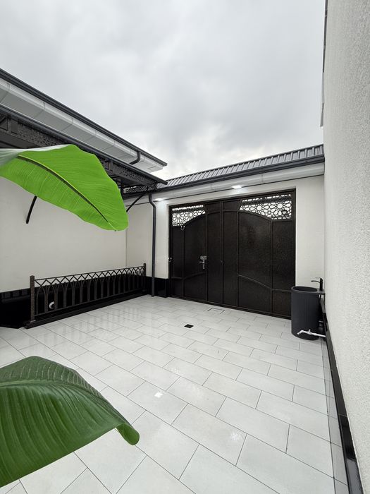 Янги тушган 4 хонали коттедж сотилади! ориентир Индекс Бозори