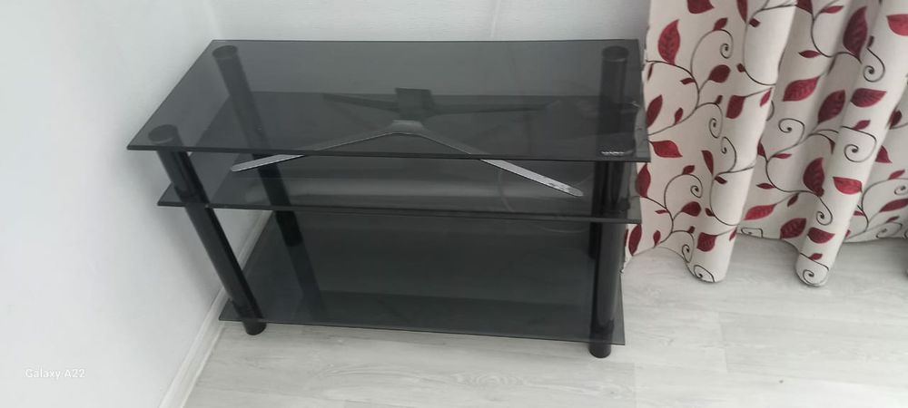 Стеклянная подставка