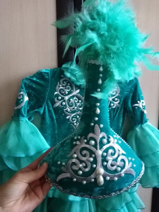 Национальный платья