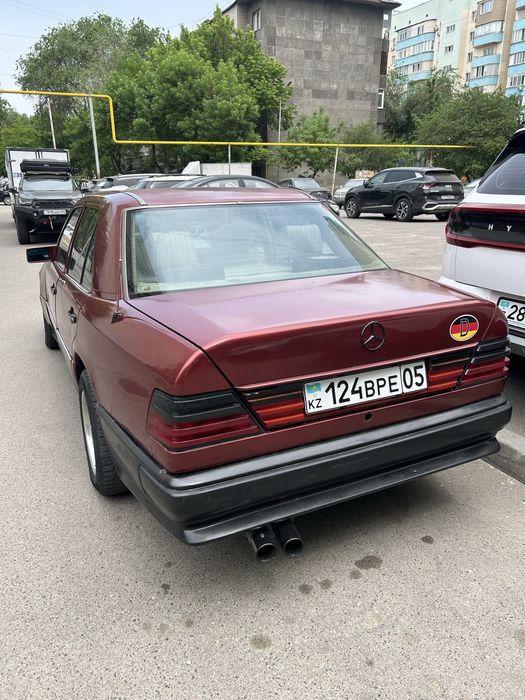 Mercedes Benz E26 w124 2.6л