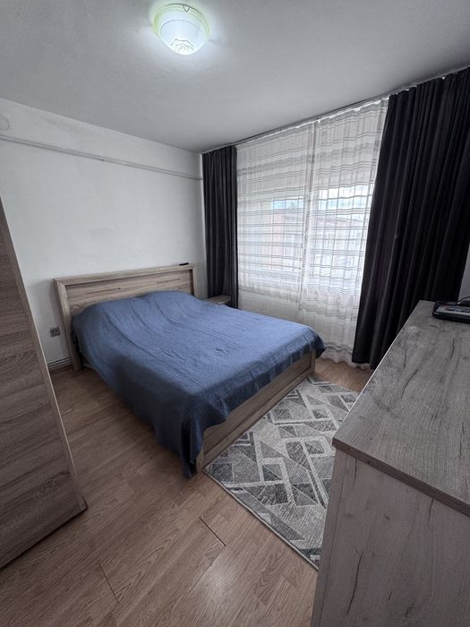 Vand apartament 2 camere + diferenta pe apartament 3 camere Pitesti