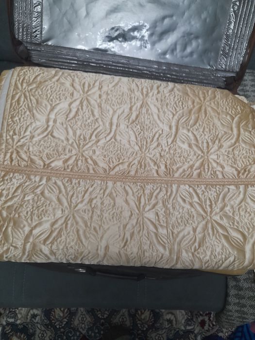 Pakrival tilla rang yengi