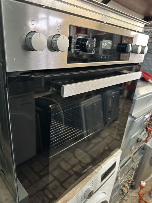 Фурна за вграждане Миеле/Miele