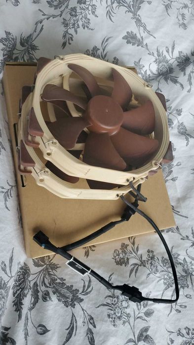 Vând Cooler NH-D15 SE-AM4 (Editie AM4/AM5)