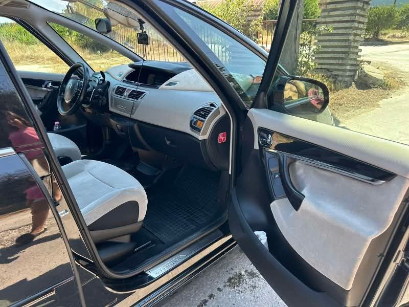 Продавам Citroen C4 Grand picasso