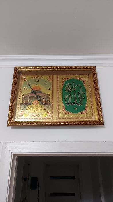 Продам настенные часы