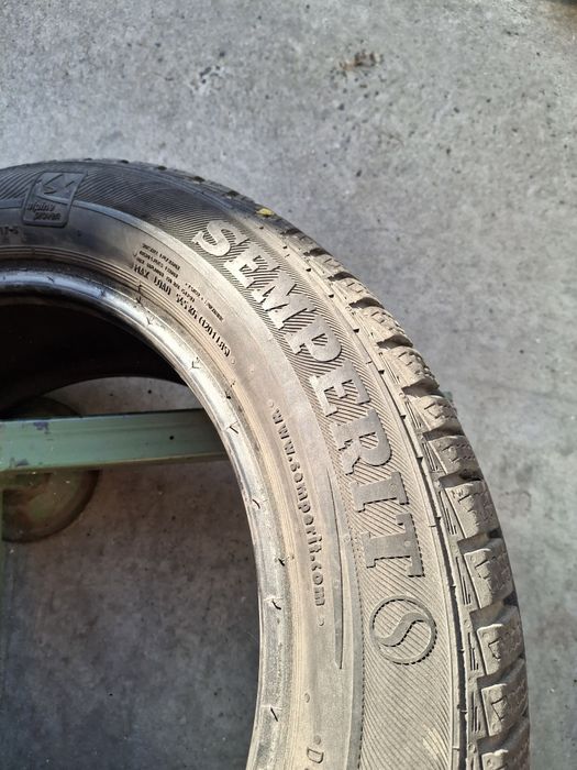 2 Anvelope de iarnă 195 55 r16  Semperit