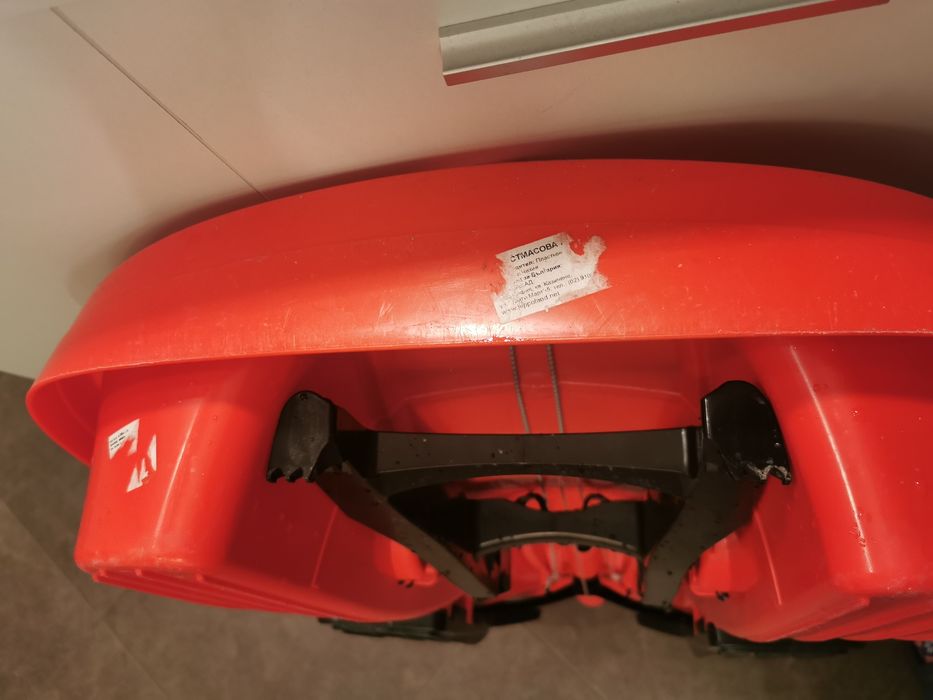 ШЕЙНА Gizmo-Raiders-Stratos с кормило, Racing Red