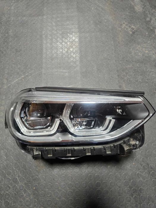 Десен Adaptive LED фар за BMW X4 G02 - оборудван