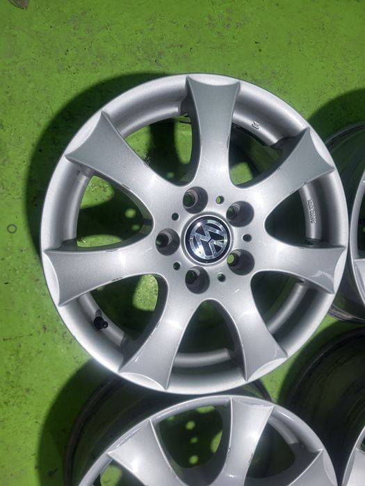 16 5x120 Vw Transporter T5 лети джанти 5х120 т5