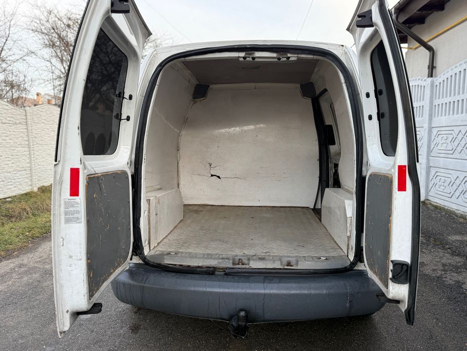 Volkswagen Caddy • 2009 • AC