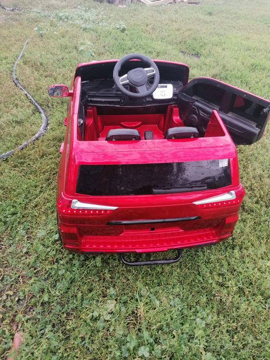 Продам.  Детску Машину