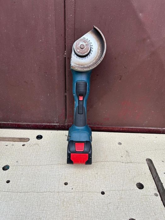Polizor Bosch GWS 18V-10P