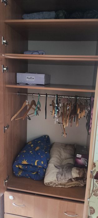 Срочно. Шкаф бельевой продаётся