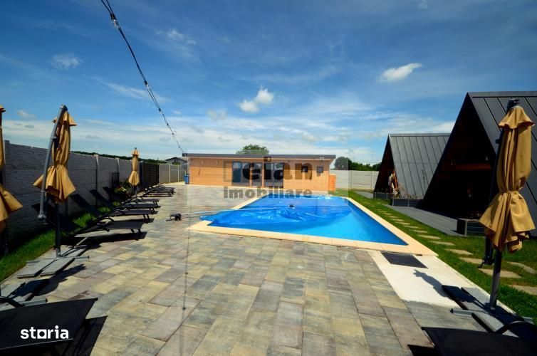 Gruiu, Complex Turistic De Vânzare, 4 Cabane A-frame, Piscină, Spatiu