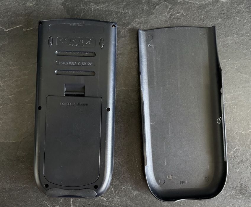 Графичен калкулатор CASIO FX 9860 G SD и TEXAS INSTRIMENTS TI84