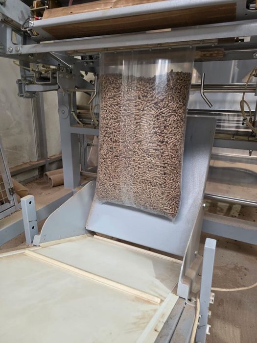 peleti 30% stejar si 70%rasinoase