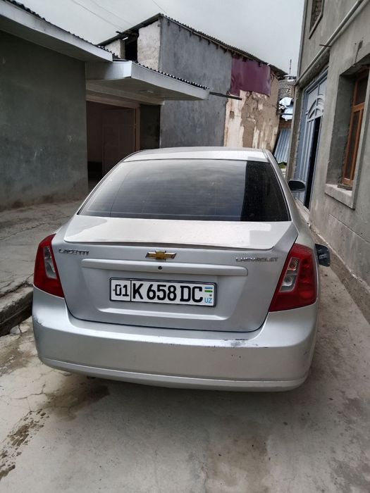 lasetti sotiladi 2006