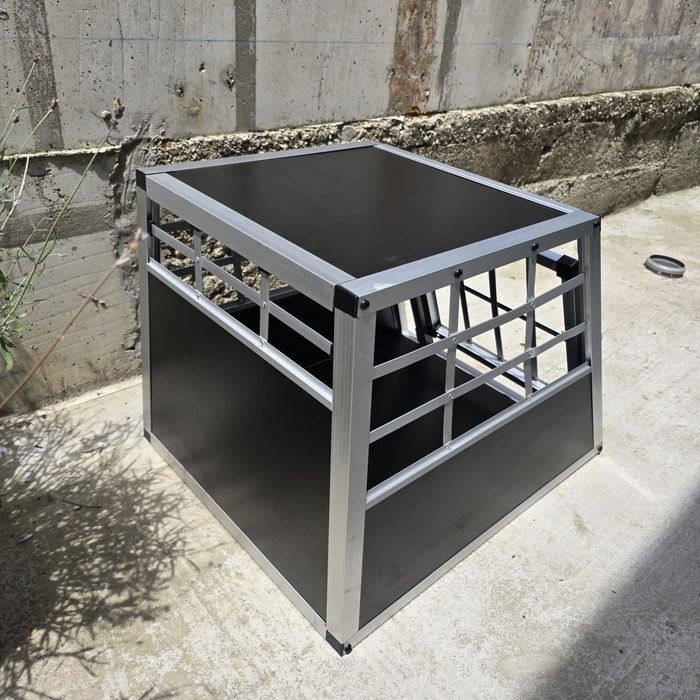 Cusca transport câine, din aluminiu, robusta si usoara