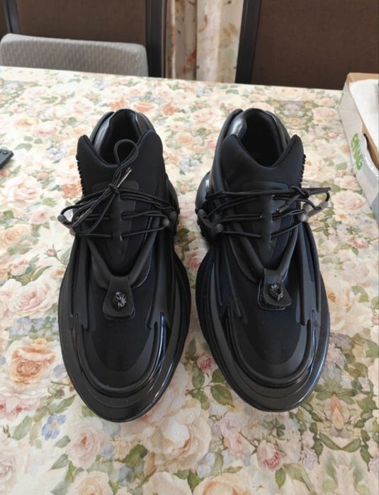 Adidasi Balmain Unicorn