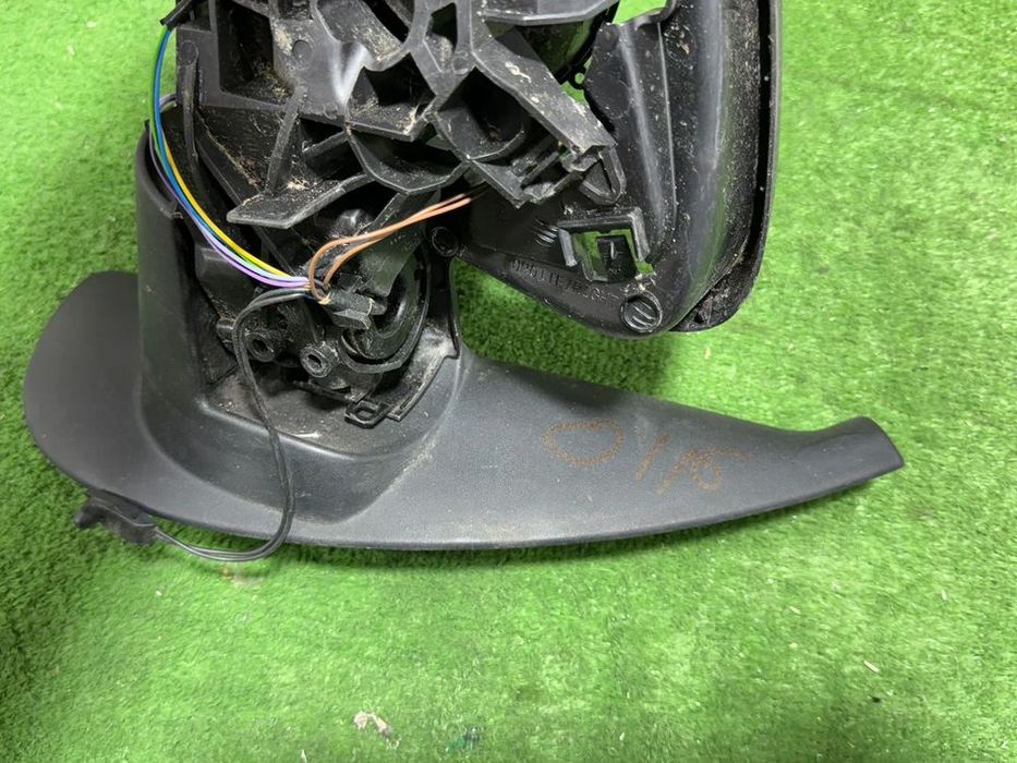 CADRU OGLINDA DREAPTA 9 PINI RENAULT KANGOO II 2008-2021 / MERCEDES-BENZ CITAN (W415) 2012-2021 COD OEM 232636216 (5E2)