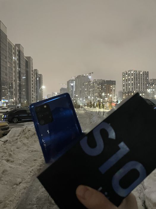 Телефон самсунг с10 лайт