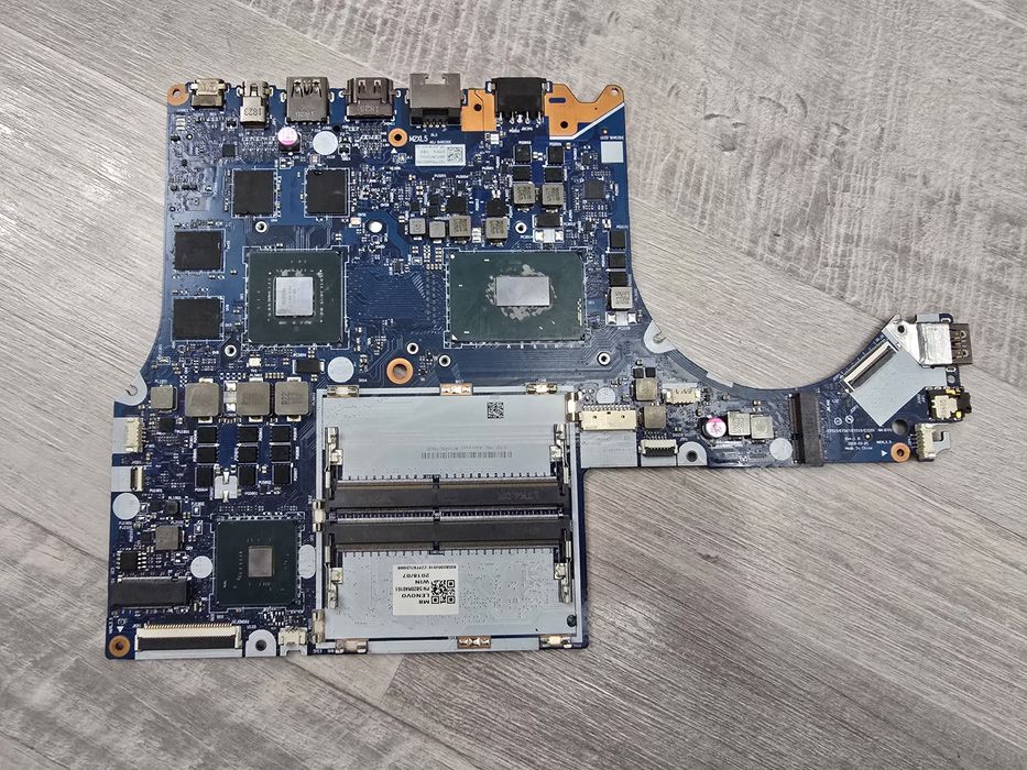 Placi de baza laptop-uri gaming Lenovo Y520, HP