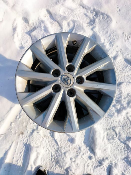 Диски R16, на Camry