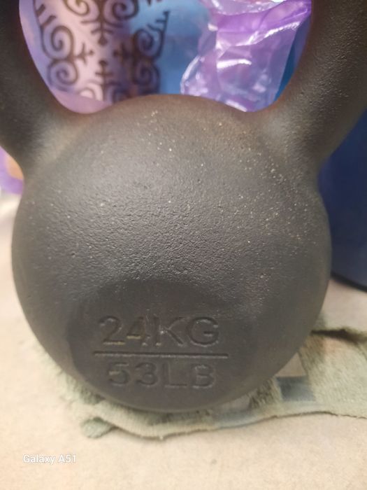 Продам    гирю 24 кг