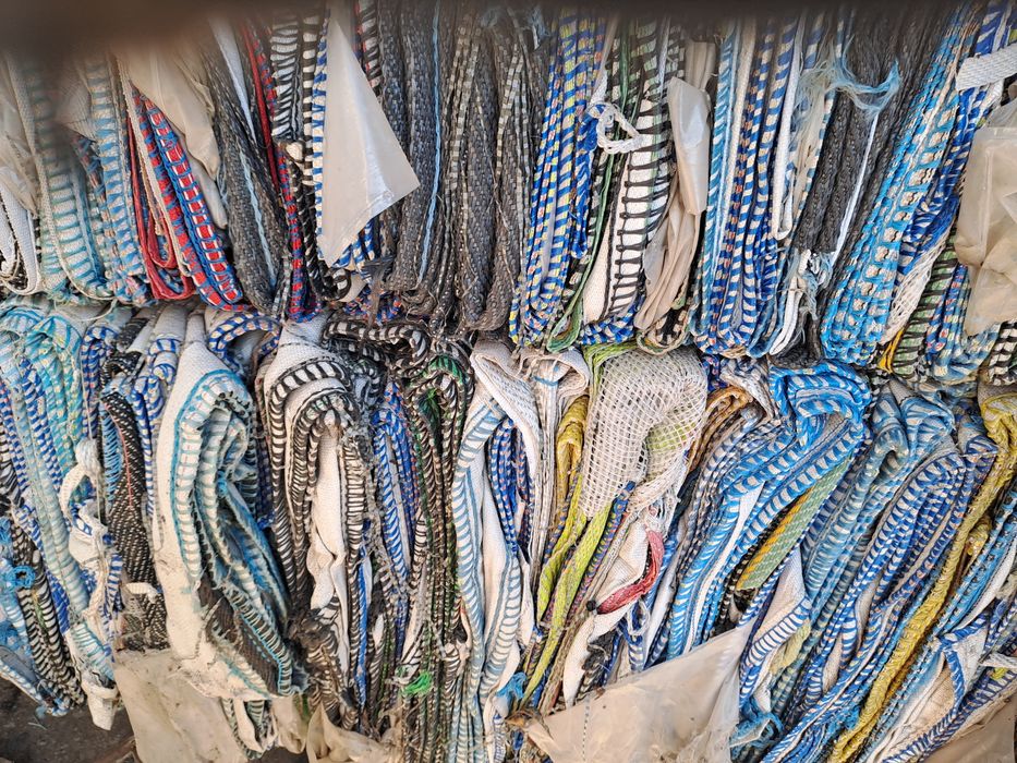 Big bag saci  de la 600 pana 1250 kg Transport in 24 in toata tara