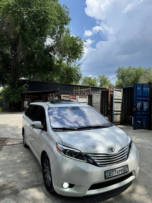 Автостекла на Альфард 10/20 оригинал