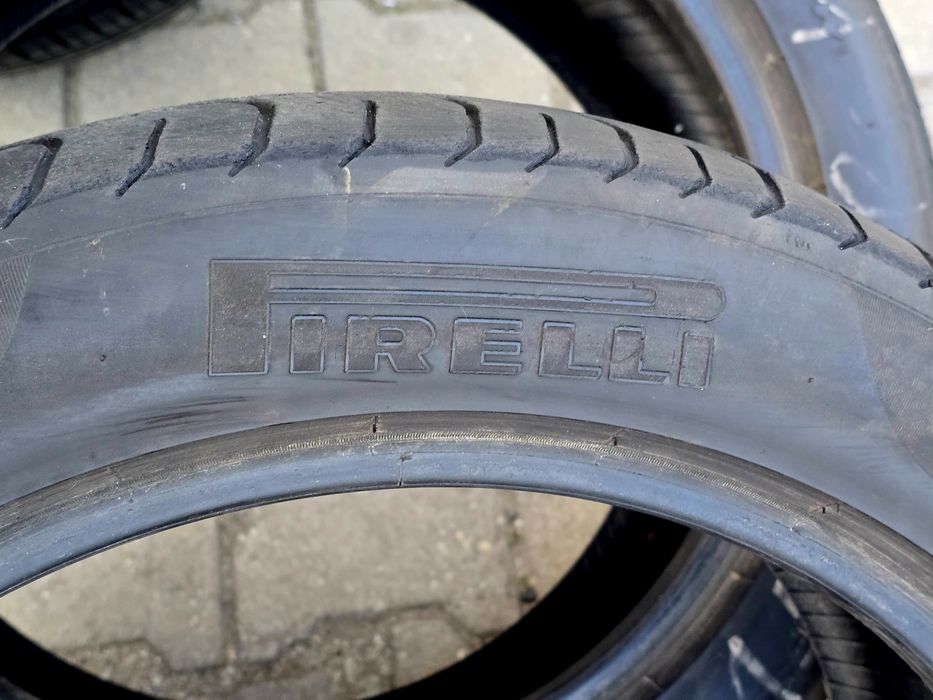 235 50 19 Pirelli
