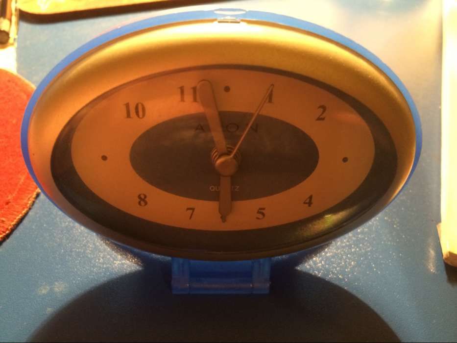 Ceas Avon cu baterie