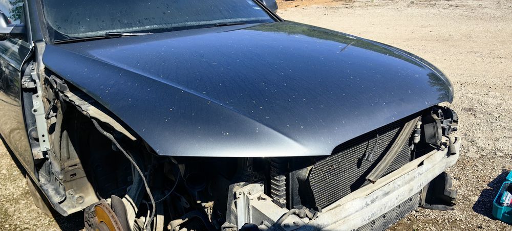Преден капак Audi A4 B8.5 2013