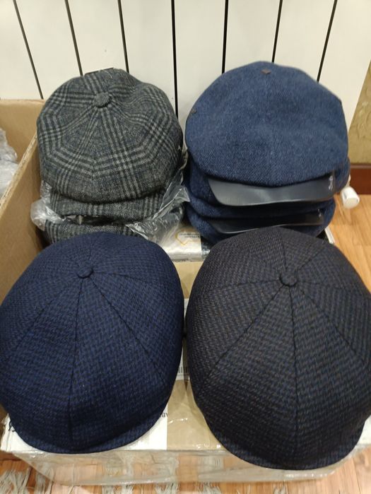 Головные уборы фуражки